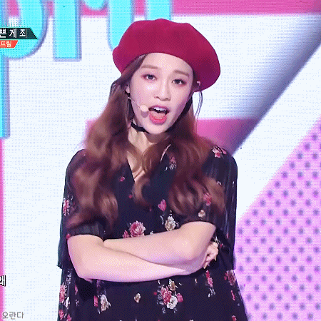 181116 뮤직뱅크 에이프릴 막방 랜덤짤 8장.gif | 인스티즈