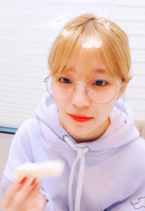 음악방송 녹화때마다 팬들 응원소리 버프시키는 백지헌 | 인스티즈