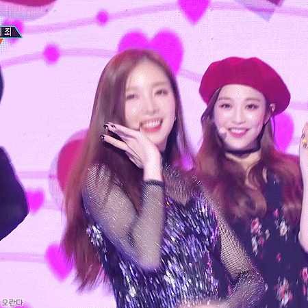 181116 뮤직뱅크 에이프릴 막방 랜덤짤 8장.gif | 인스티즈