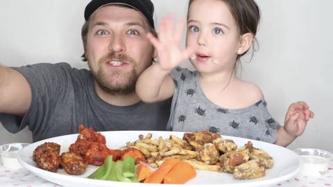 가장 귀여운 먹방 (유튜브) | 인스티즈