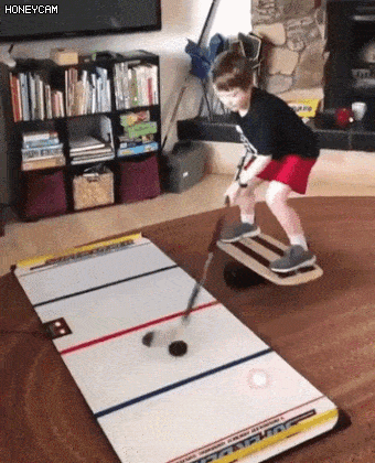 캐나다에서 유행하는 놀이.gif | 인스티즈