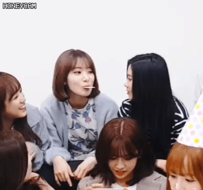 [아이즈원] 첫째와 둘째.gif | 인스티즈