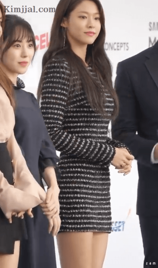 원피스 입은 설현이 ㄷㄷㄷ.gif | 인스티즈