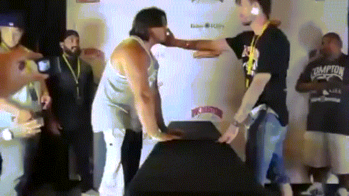 싸다구 대회.gif | 인스티즈