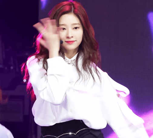 엠카 입덕직캠 속 아이즈원 민주의 미모.jpgif | 인스티즈