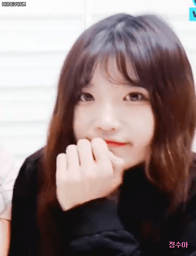 데뷔 300일기념 프로미스나인 송하영 | 인스티즈