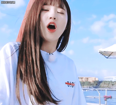 데뷔 300일기념 프로미스나인 송하영 | 인스티즈