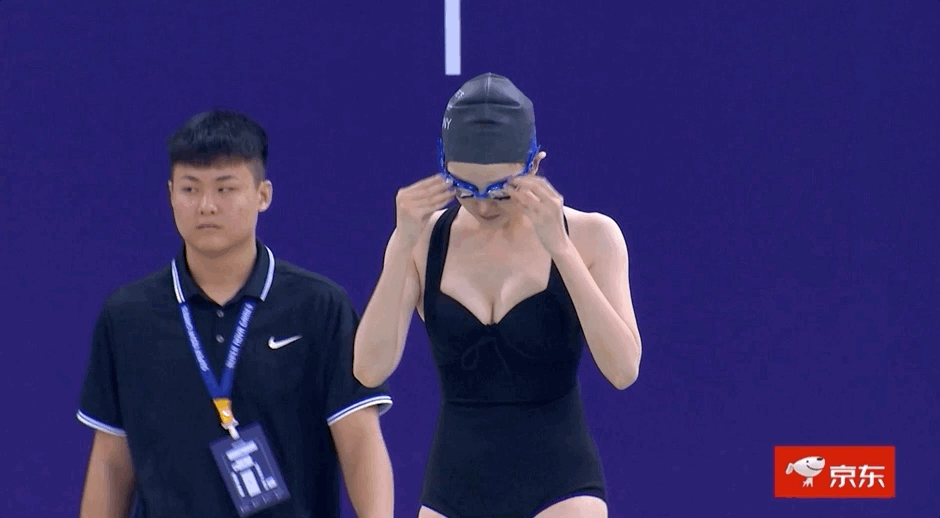 중국의 한 수영선수.gif | 인스티즈