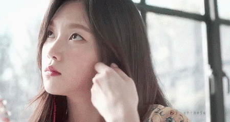 영화 마녀때와 다른 느낌의 칼잡이 아가씨 배우 정다은.jpgif | 인스티즈