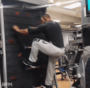 클라이밍 머신.gif | 인스티즈