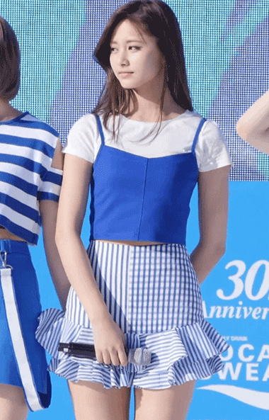 트와이스 정연 덕후들이 한번 빠지면 죽어도 탈덕 못하는 100가지 이유 중 하나 (진짜 개치이고 오조오억번 발리고 설레서 잠 못잠 주의.............) | 인스티즈