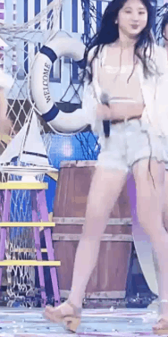 아이즈원) 내가 좋아하는 이채연 겸댕이 움짤 17개 | 인스티즈