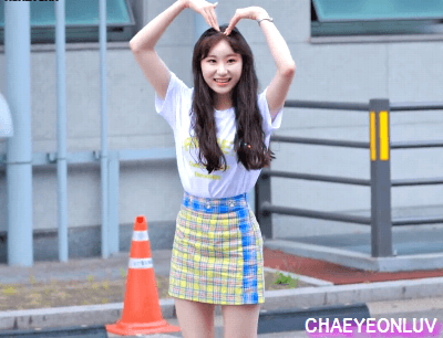 아이즈원) 내가 좋아하는 이채연 겸댕이 움짤 17개 | 인스티즈