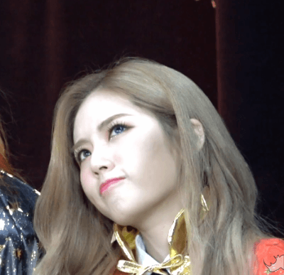 프로미스나인 f(x)레드라이트 커버무대 비하인드.GIF | 인스티즈