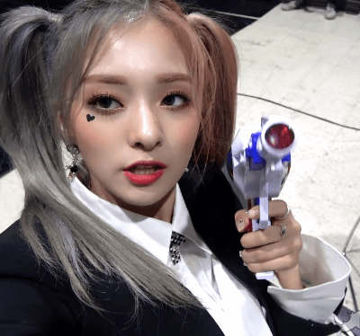 프로미스나인 f(x)레드라이트 커버무대 비하인드.GIF | 인스티즈