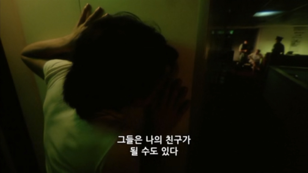 흥미돋는 영화 중경삼림과 타락천사 비교 | 인스티즈