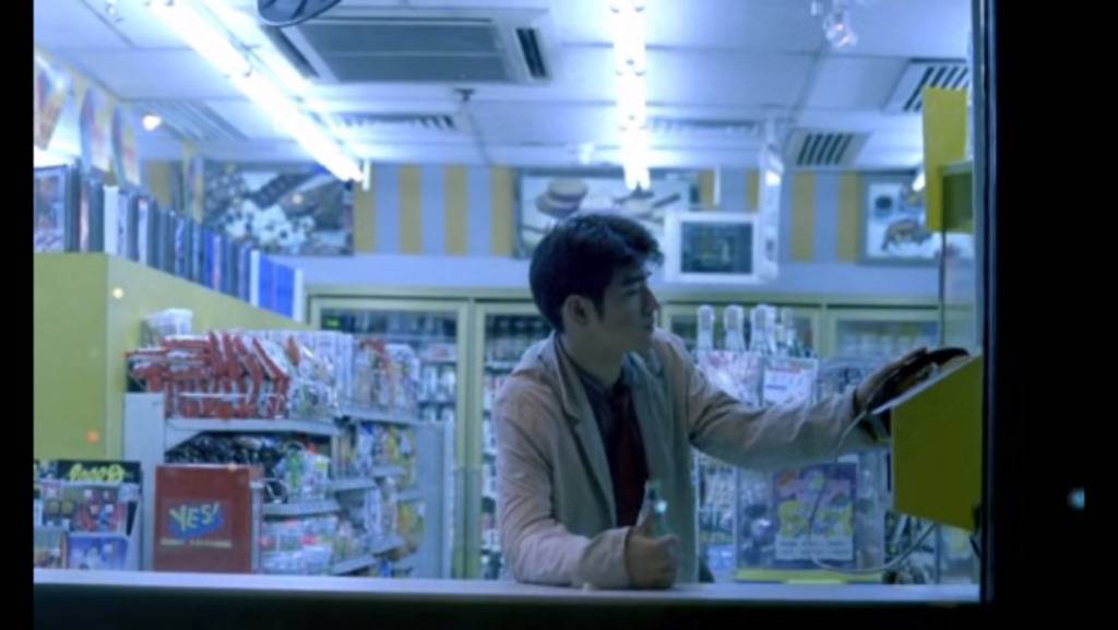 흥미돋는 영화 중경삼림과 타락천사 비교 | 인스티즈