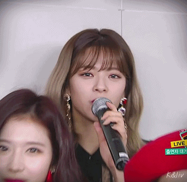 181123 뮤직뱅크 인터뷰 트와이스 gif | 인스티즈