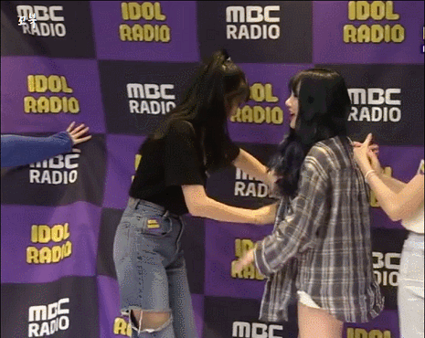 개난장판 여자친구 여름여름해.gif | 인스티즈