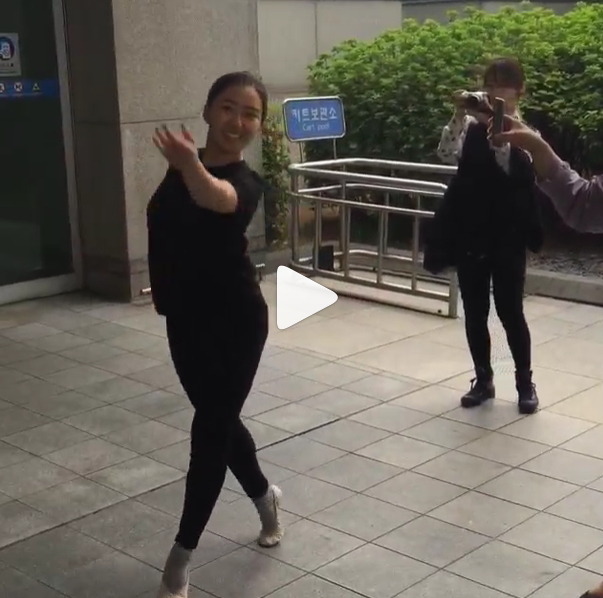 한국이란 나라가 너무 좋다는 흔한 영국 가수.jpg | 인스티즈