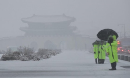 서울에 내린 첫눈 | 인스티즈