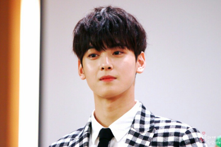 여자보다 더 이쁜 남자 투탑.jpg | 인스티즈