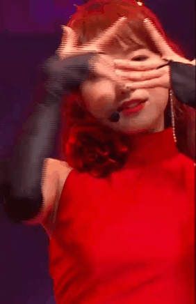 아이즈원 히토미 오프숄더 | 인스티즈