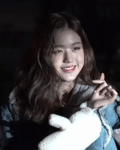 아이즈원 센터 장원영 귀여운짤들.jpgif | 인스티즈