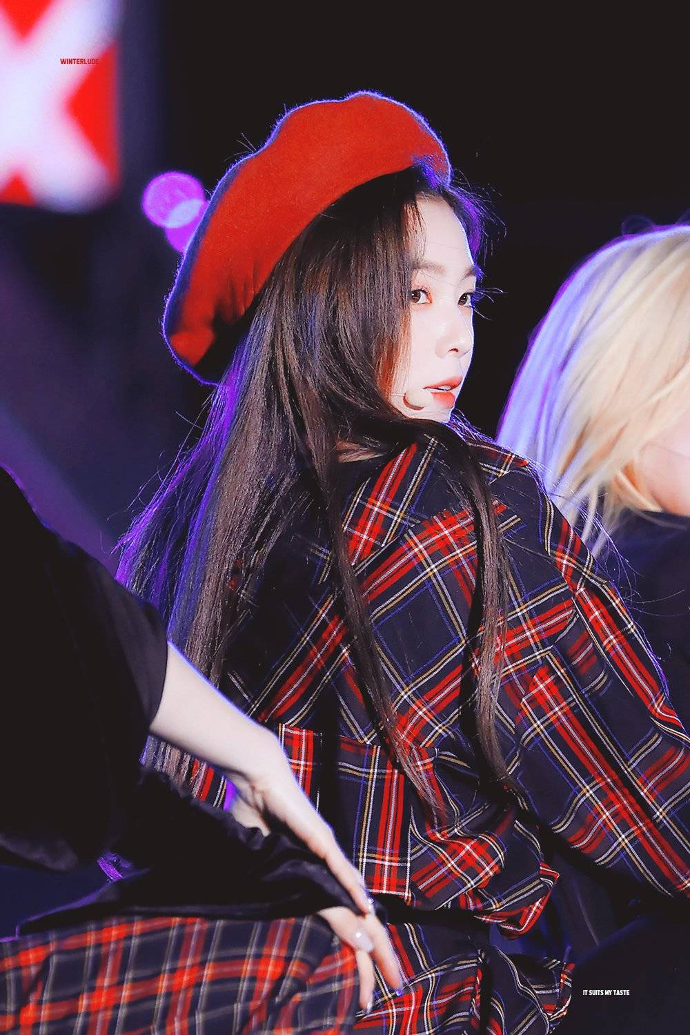 베레모가 잘어울리는 레드벨벳 아이린.jpgif | 인스티즈