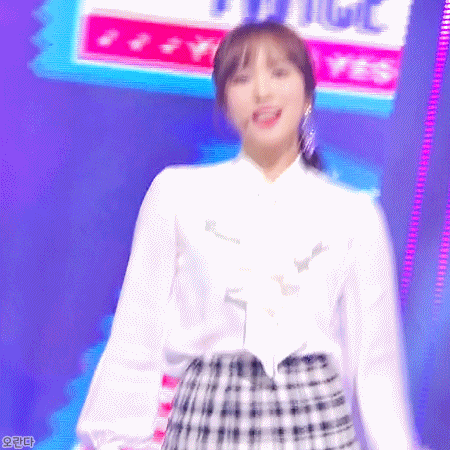 181125 인기가요 트와이스 묘이 미나.gif | 인스티즈
