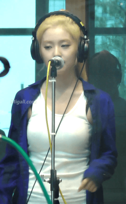 보이는 라디오 아이린 민소매 | 인스티즈