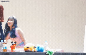 단체로 은하 놀려먹는 여자친구 멤버들.gif | 인스티즈