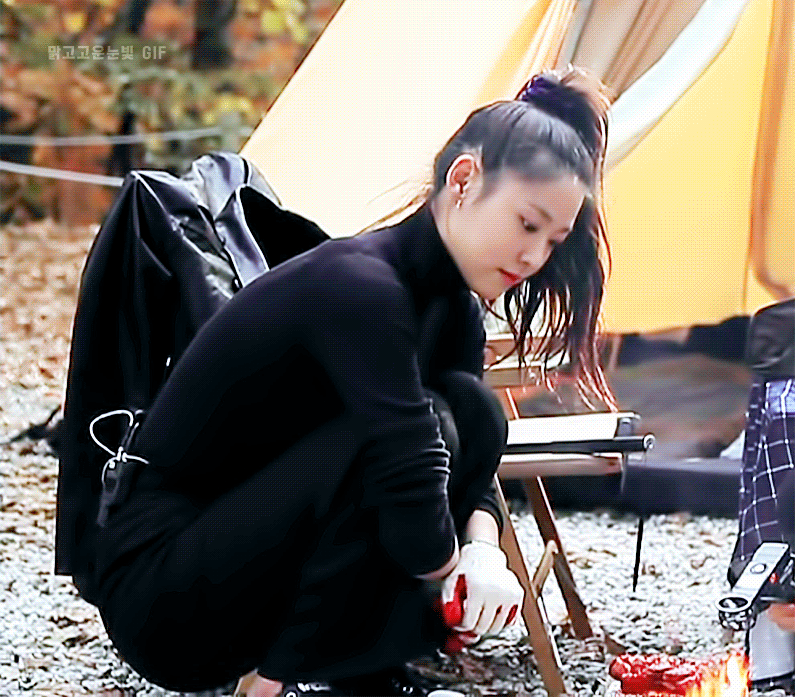 가로체널에서 크리에이터가된 설현이.gif | 인스티즈