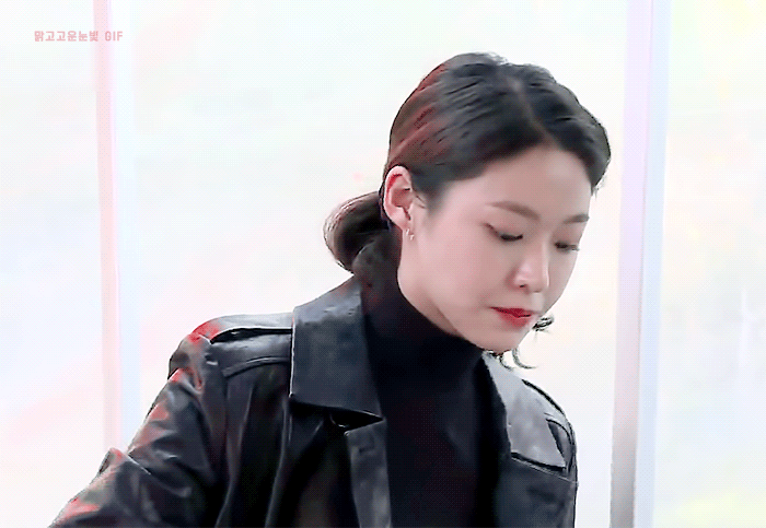 가로체널에서 크리에이터가된 설현이.gif | 인스티즈