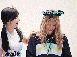 트와이스의 치열한 서열경쟁.gif | 인스티즈