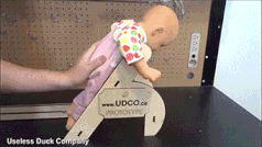 아이 트림 시켜 주는 기계 ㄷㄷㄷ.jpg | 인스티즈