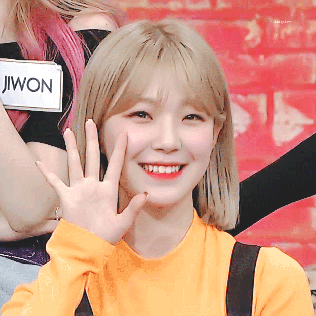 점점예뻐지는 프로미스나인 막내 백지헌 | 인스티즈