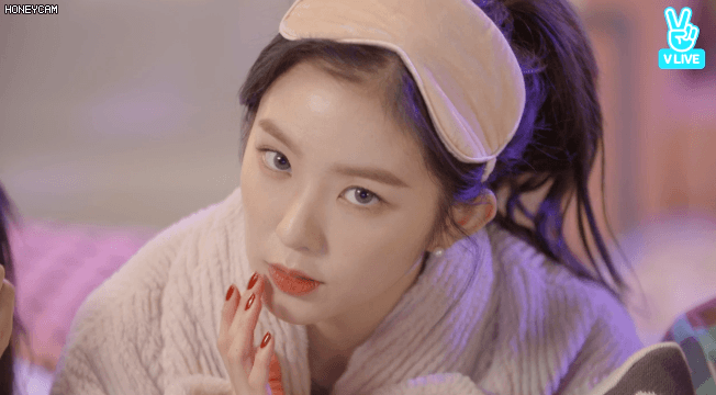 수면안대쓰고 눕방하는 아이린(움짤다수).gif | 인스티즈