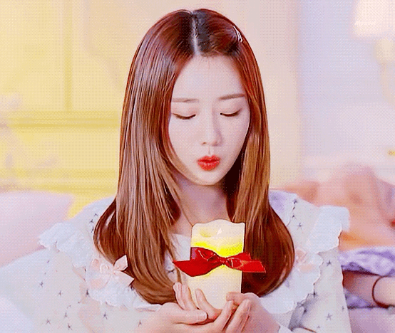 에이핑크 보미 덕후 인증한 아이즈원 최예나 | 인스티즈