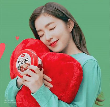 죽 먹는 모습도 이쁜 아이린.gif | 인스티즈