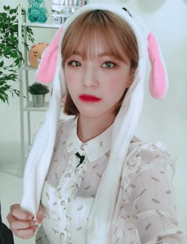 데뷔 300일기념 프로미스나인 백지헌 | 인스티즈