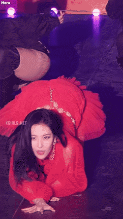 선미 빨간 드레스.gif | 인스티즈