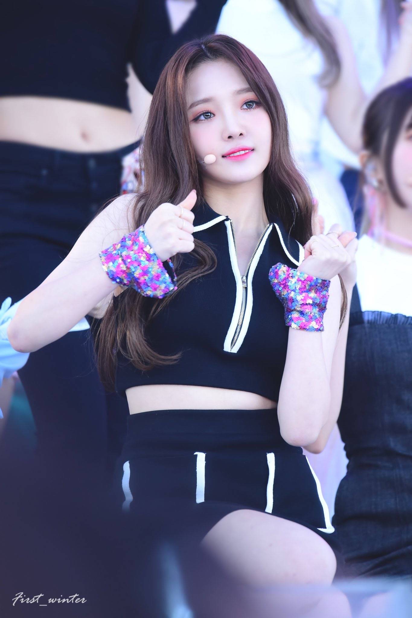 눈빛이 매력적인 아이돌 | 인스티즈