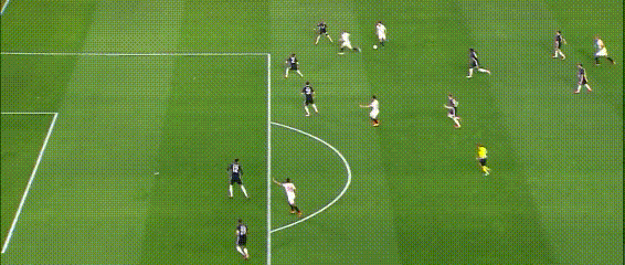 중계보면서 이건 무조건 골이다 라고 생각한 장면.gif | 인스티즈