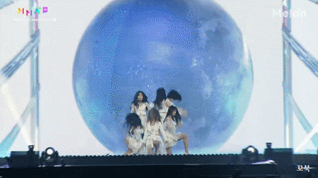 멜론뮤직어워드 여자친구 밤.gif | 인스티즈