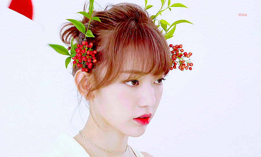 긴머리 짧은머리 다 잘어울리는 아이즈원 사쿠라 | 인스티즈