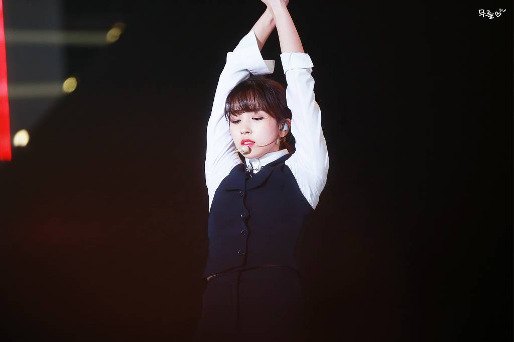 트와이스미나 수트핏 | 인스티즈