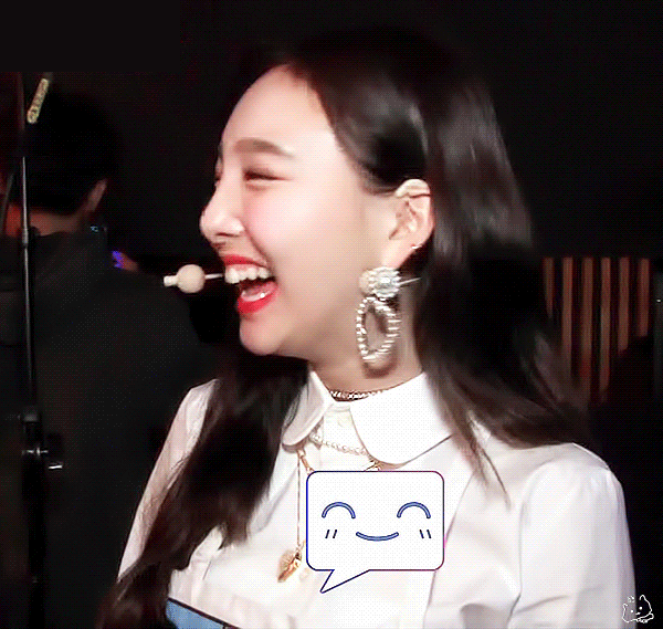 크레토스 피해서 한국으로 도망왔다는게 학계의 정설인 아이돌 | 인스티즈