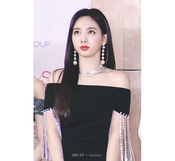 크레토스 피해서 한국으로 도망왔다는게 학계의 정설인 아이돌 | 인스티즈