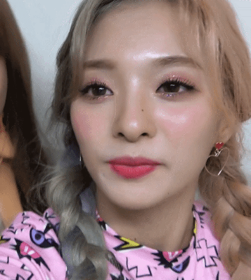 아이즈원의 에너지캠에 나온 프로미스나인 | 인스티즈